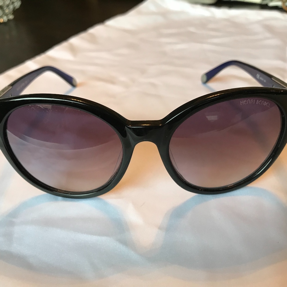 Henri Bendel Sunglasses